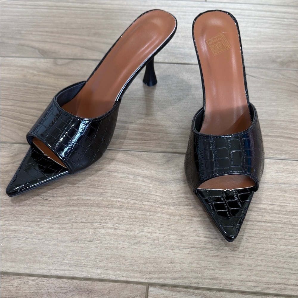 SHEIN Black Croc-Embossed Pointed Toe Mule Heels